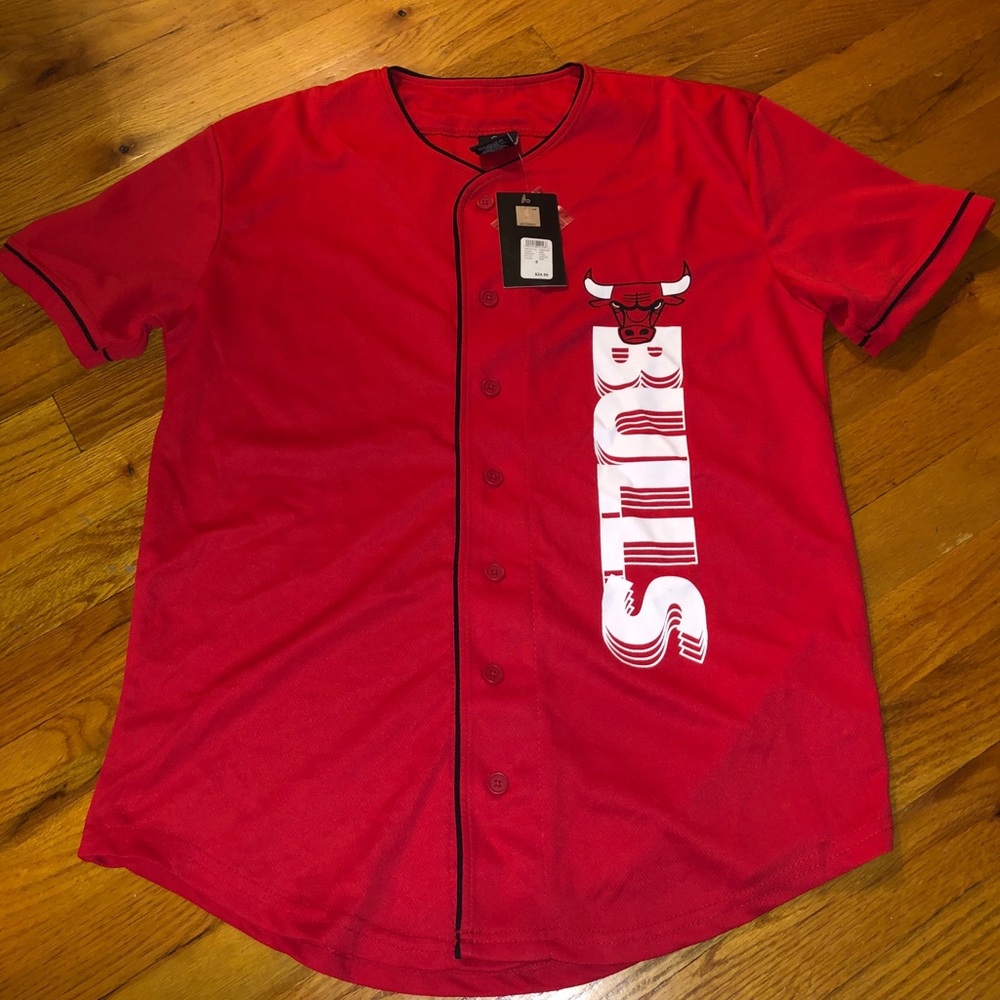 Chicago Bulls Button Down Jersey Shirt - Picture 1 of 3